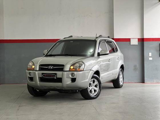 HYUNDAI TUCSON 2.0 MPFI GLS 16V 143CV 2WD GASOLINA 4P AUTOMÁTICO